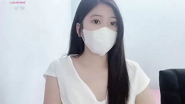 tanhxiu online show from January 13, 2026, 2:10 pm