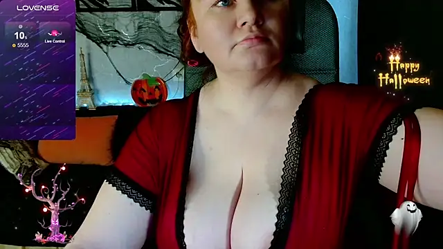 Nikki March online show from November 1, 2025, 9:25 am