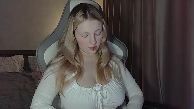 x ivy x online show from February 24, 2026, 5:25 pm