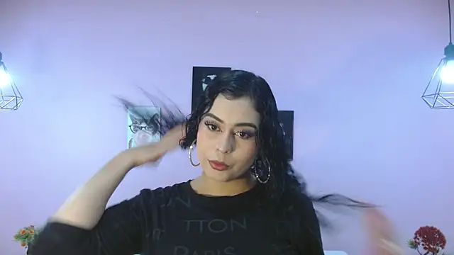 adaraacox online show from February 19, 2025, 2:11 pm