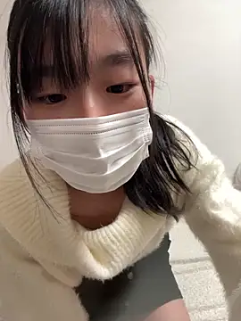 Snapshot of -Rinka- chatting on December 23, 2024, 1:13 pm -Rinka- online show from December 23, 2024, 1:13 pm