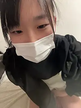 Snapshot of -Rinka- chatting on March 20, 2025, 1:04 pm -Rinka- online show from March 20, 2025, 1:04 pm