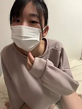 Snapshot of -Rinka- chatting on February 8, 2025, 3:10 pm -Rinka- online show from February 8, 2025, 3:10 pm