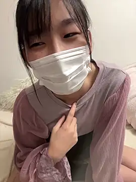 Snapshot of -Rinka- chatting on January 22, 2025, 1:11 pm -Rinka- online show from January 22, 2025, 1:11 pm