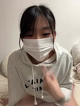 Snapshot of -Rinka- chatting on February 27, 2025, 1:17 pm -Rinka- online show from February 27, 2025, 1:17 pm