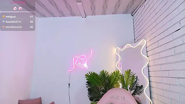 Chiara tay online show from March 1, 2025, 9:29 am