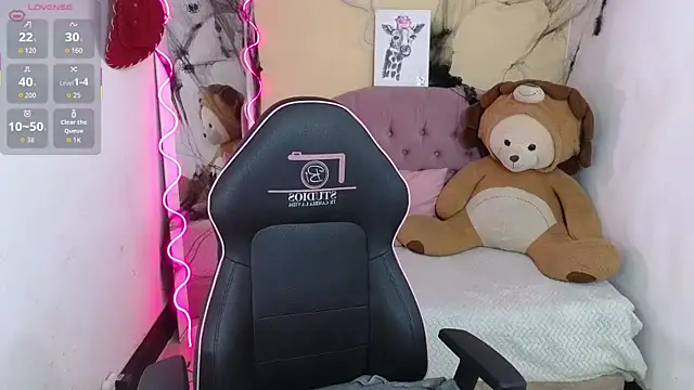 Chiara tay online show from October 28, 2025, 3:07 am