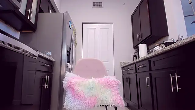 Snapshot of AngieDaniels1 chatting on February 22, 2026, 1:57 pm AngieDaniels1 online show from February 22, 2026, 1:57 pm