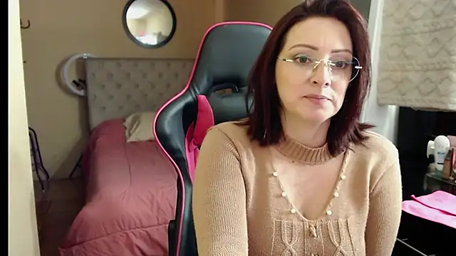 Carol Scottt online show from September 13, 2025, 6:52 pm