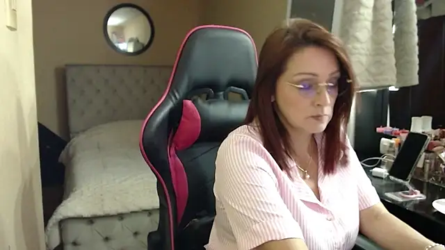 Carol Scottt online show from April 9, 2026, 9:32 pm