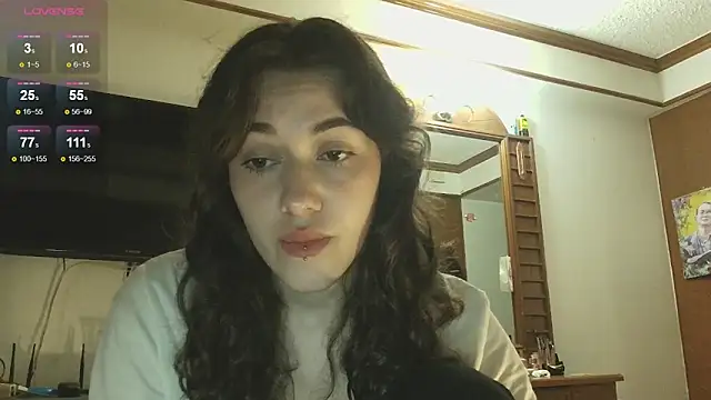 Snapshot of sadetuiningaa chatting on March 19, 2025, 12:48 am sadetuiningaa online show from March 19, 2025, 12:48 am