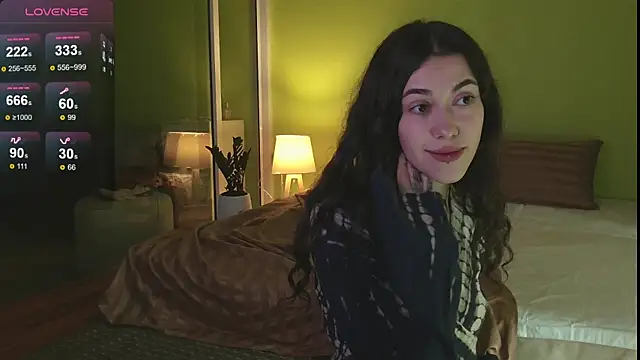 Snapshot of sadetuiningaa chatting on September 29, 2025, 12:28 am sadetuiningaa online show from September 29, 2025, 12:28 am