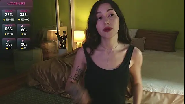 Snapshot of sadetuiningaa chatting on October 3, 2025, 12:25 am sadetuiningaa online show from October 3, 2025, 12:25 am