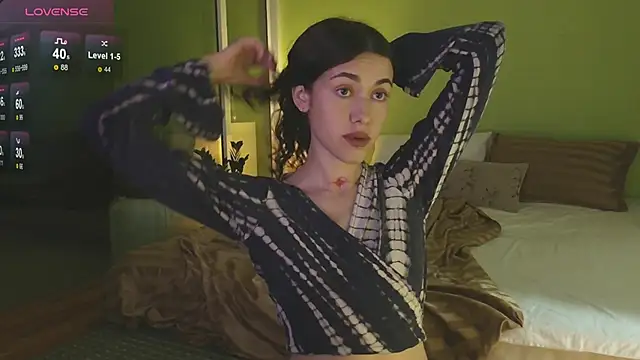 Snapshot of sadetuiningaa chatting on November 3, 2025, 1:00 am sadetuiningaa online show from November 3, 2025, 1:00 am