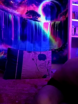 --D-a-D-D-y- online show from April 17, 2026, 9:17 pm