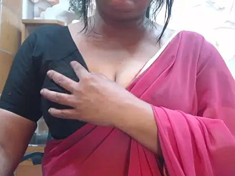 desi-maisa130 online show from July 3, 2026, 5:41 pm