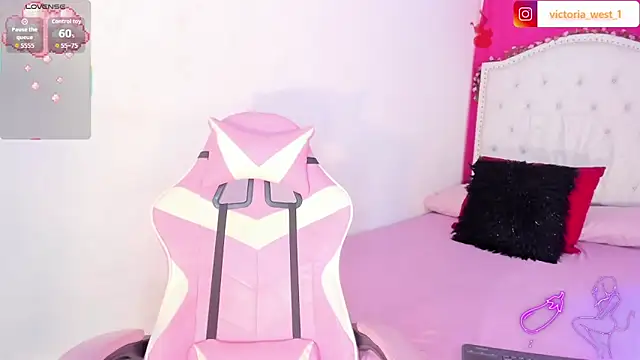 Snapshot of Victoria_west chatting on September 28, 2025, 12:23 pm Victoria west online show from September 28, 2025, 12:23 pm