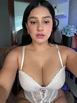 sarasoto 1 online show from February 25, 2025, 7:06 pm