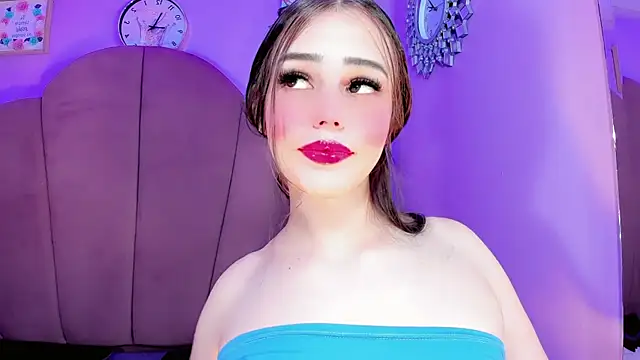 Snapshot of ValeriaAguilar chatting on October 4, 2025, 8:54 pm ValeriaAguilar online show from October 4, 2025, 8:54 pm