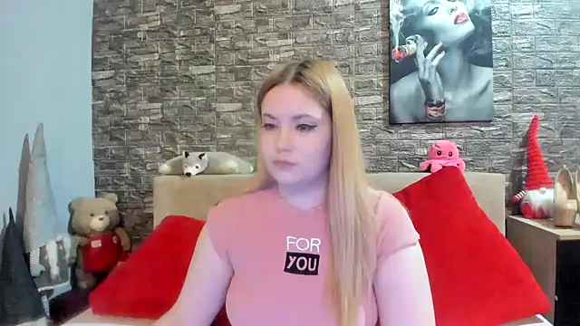 kalindahot online show from March 14, 2025, 7:01 pm