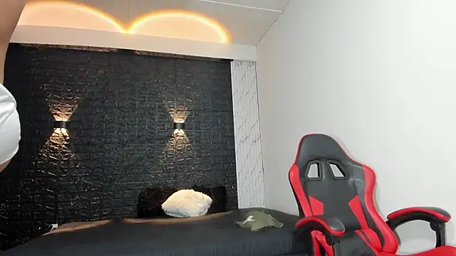 Snapshot of taurus_boy1 chatting on February 13, 2026, 10:15 am taurus boy1 online show from February 13, 2026, 10:15 am