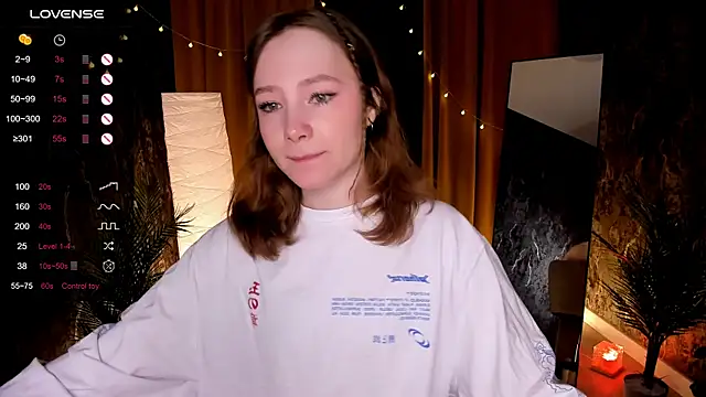 LanaBlu  online show from November 16, 2025, 6:18 am