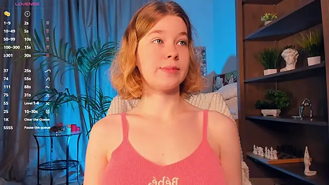 Snapshot of PollyHathor chatting on September 12, 2025, 9:58 pm PollyHathor online show from September 12, 2025, 9:58 pm