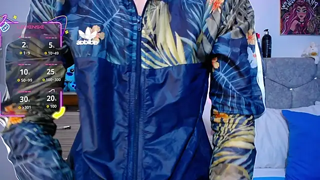 Snapshot of OwenBluee chatting on November 13, 2025, 6:06 am OwenBluee online show from November 13, 2025, 6:06 am