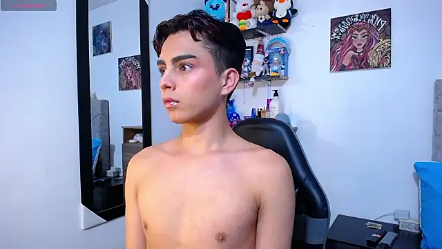 OwenBluee online show from February 8, 2026, 5:32 pm