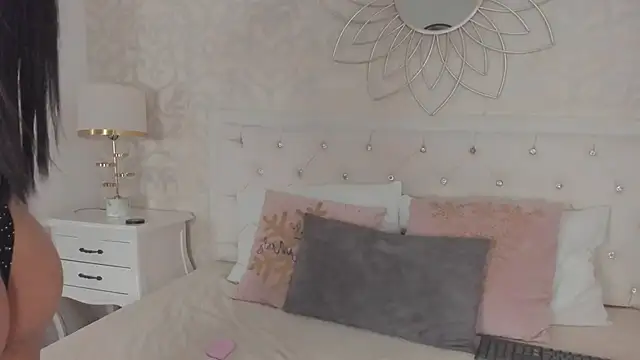 Kimberlin Cam  online show from November 5, 2025, 7:28 pm