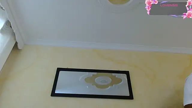 hillary foox online show from February 18, 2025, 6:15 pm