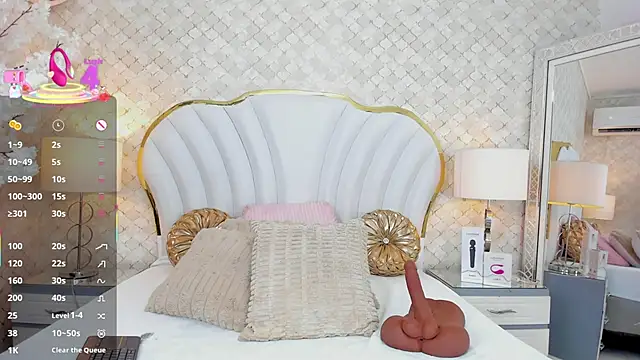 IsabellaKanned online show from October 15, 2025, 2:03 pm