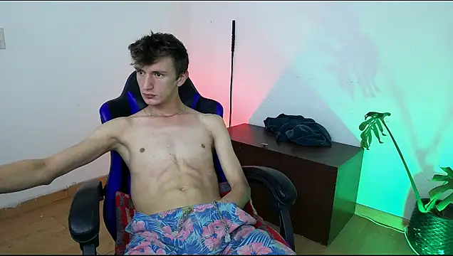 Dan Yagami online show from November 30, 2025, 5:47 pm