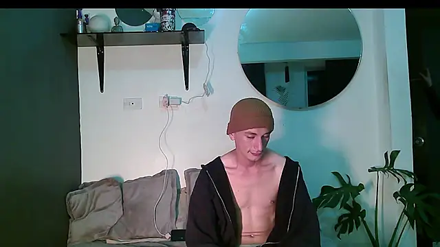 Dan Yagami online show from January 22, 2025, 6:31 am