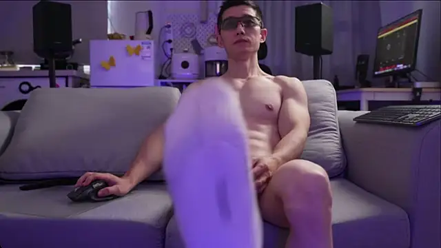 Snapshot of GFvision chatting on November 28, 2025, 8:47 am GFvision online show from November 28, 2025, 8:47 am