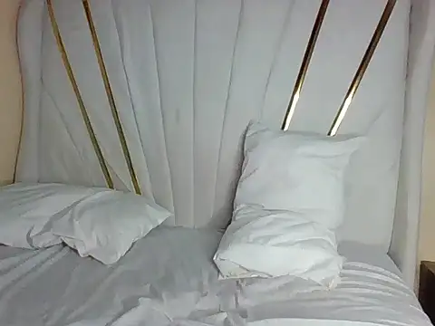 SquirtQueen16 online show from March 16, 2026, 8:00 pm