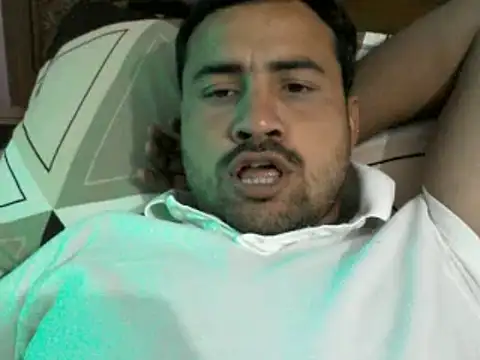 Snapshot of lallantoplonda chatting on March 1, 2026, 6:46 am lallantoplonda online show from March 1, 2026, 6:46 am