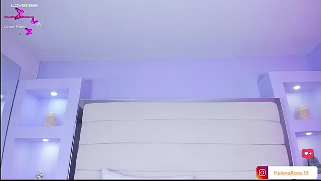 HelenaRoos online show from September 26, 2025, 7:32 pm