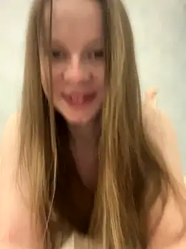 wrenlie online show from October 5, 2025, 7:15 pm