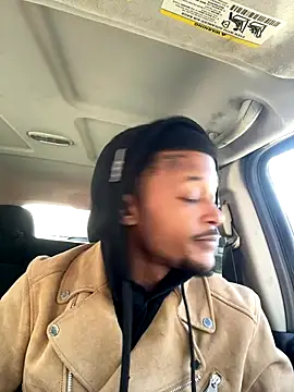 rayyymack online show from December 5, 2025, 6:39 pm