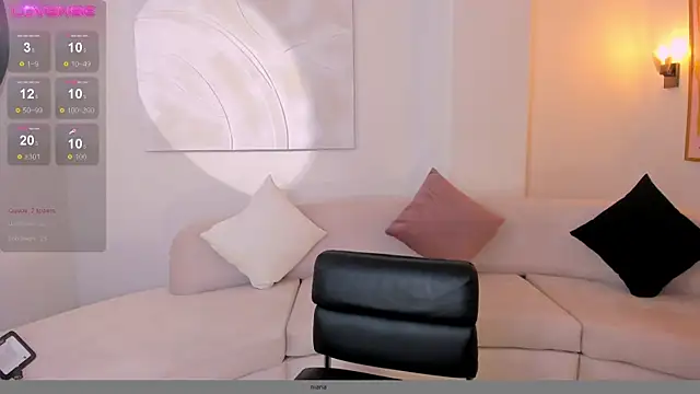 MariaHerrera  online show from March 13, 2025, 7:42 am