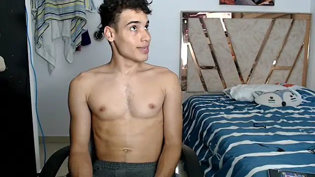 Snapshot of Babylin77 chatting on February 4, 2026, 11:00 pm Babylin77 online show from February 4, 2026, 11:00 pm