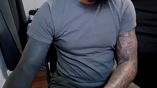Snapshot of WyattBBC chatting on June 8, 2026, 3:40 am WyattBBC online show from June 8, 2026, 3:40 am