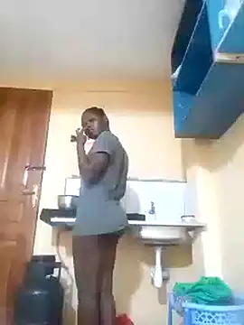 Sweetcecie01 online show from November 23, 2025, 12:42 am