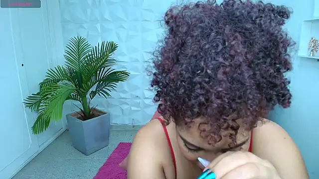 AngelaCoffee online show from March 15, 2025, 9:41 am