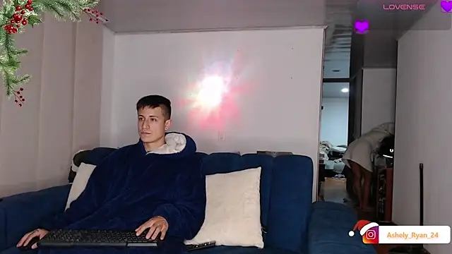 ashely ryan24 online show from January 6, 2026, 11:20 pm