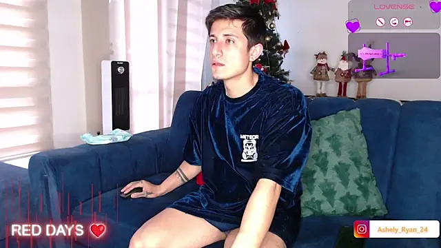 ashely ryan24 online show from November 28, 2025, 9:26 pm