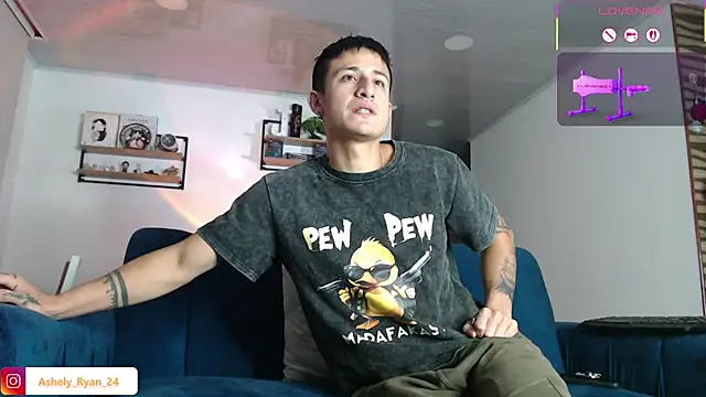 ashely ryan24 online show from February 19, 2026, 11:23 pm