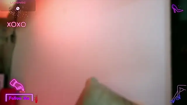 LauGrayJ online show from November 27, 2025, 5:30 am