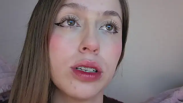 Snapshot of SofiaGc chatting on November 23, 2025, 3:49 am SofiaGc online show from November 23, 2025, 3:49 am